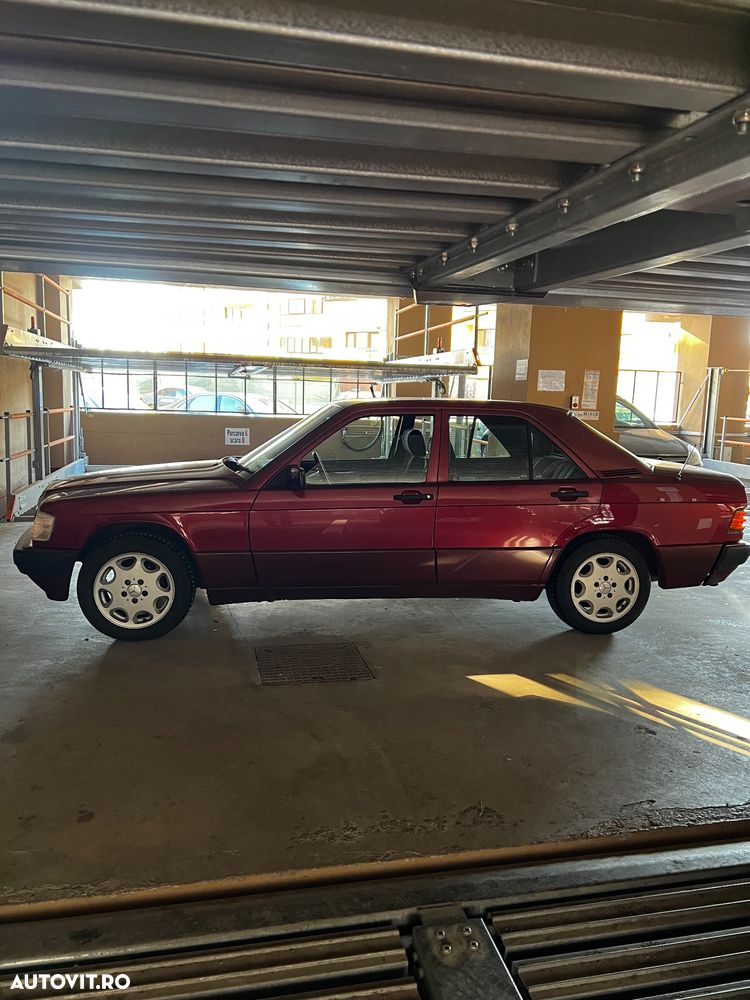 Mercedes-Benz 190 - 14