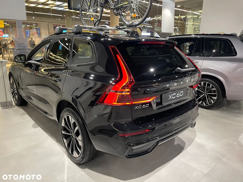 Volvo XC 60 T6 Plug-In Hybrid AWD Ultra Dark - 7
