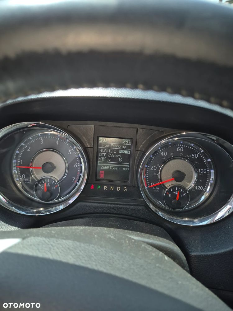 Chrysler Town & Country 3.6 Touring - 9
