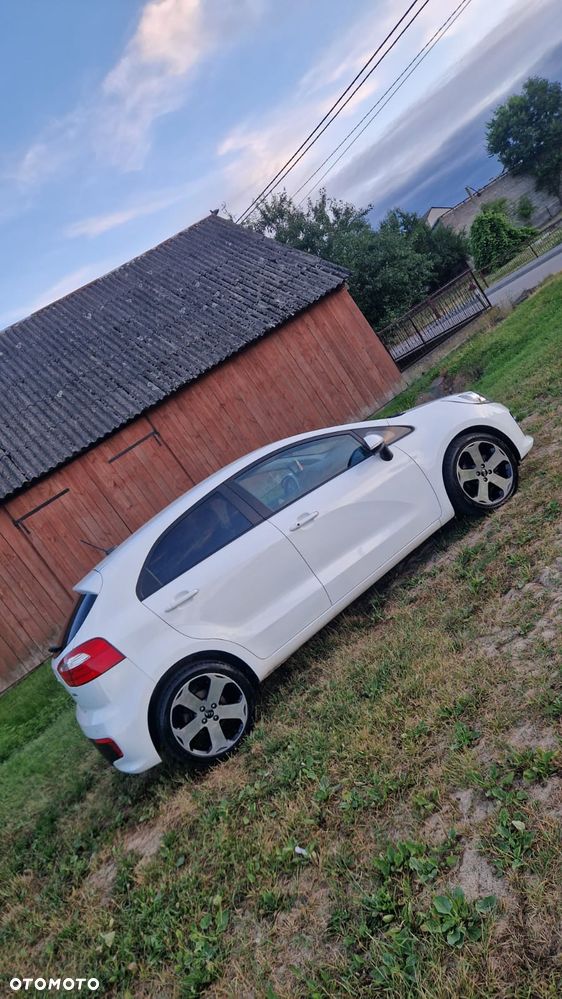 Kia Rio 1.4 Platinum Edition - 14