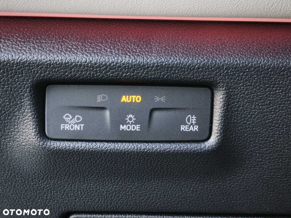 Volkswagen Tiguan 2.0 TDI Elegance DSG - 22