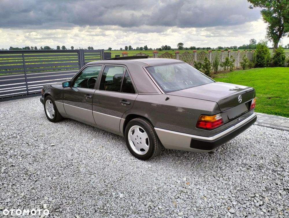 Mercedes-Benz W124 (1984-1993) - 9