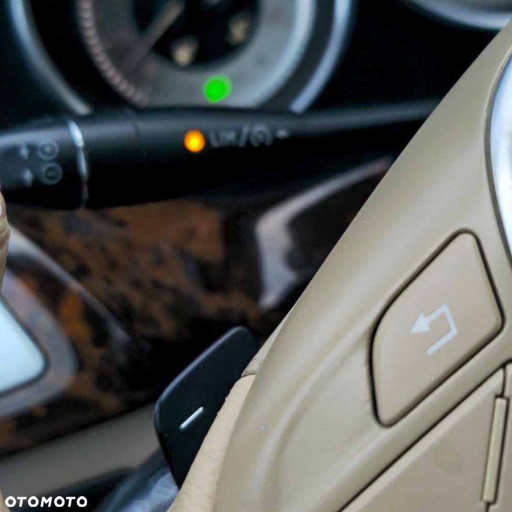 Mercedes-Benz CLS 350 7G-TRONIC - 34