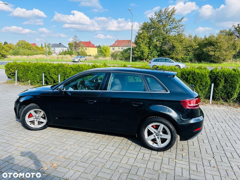 Audi A3 Sportback - 6