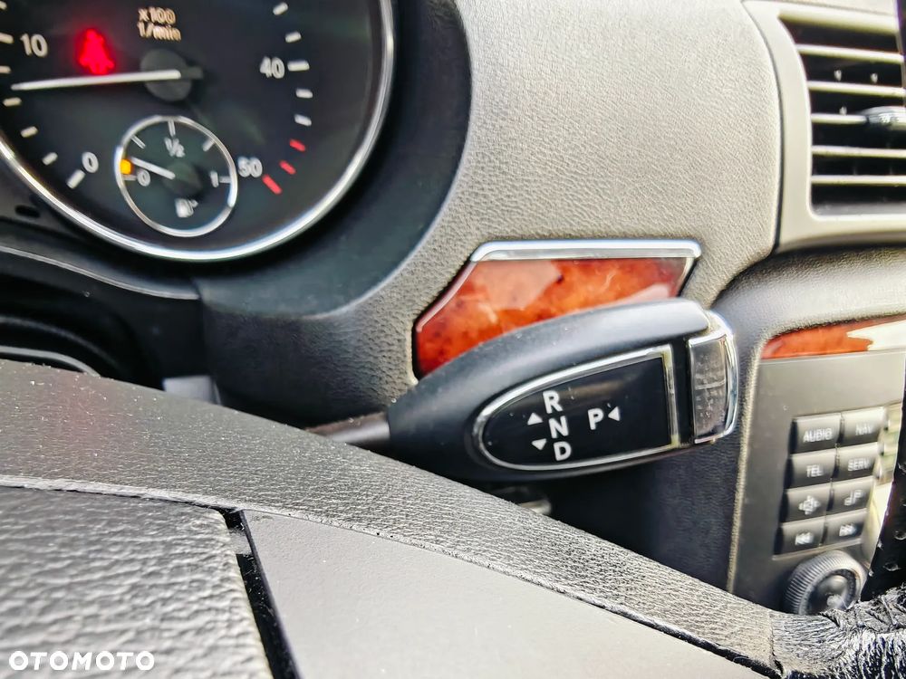 Mercedes-Benz Klasa R 320 CDI 4Matic 7G-TRONIC - 29