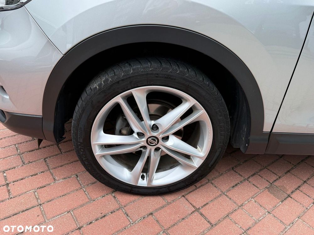 Nissan Qashqai 1.3 DIG-T N-Connecta - 11