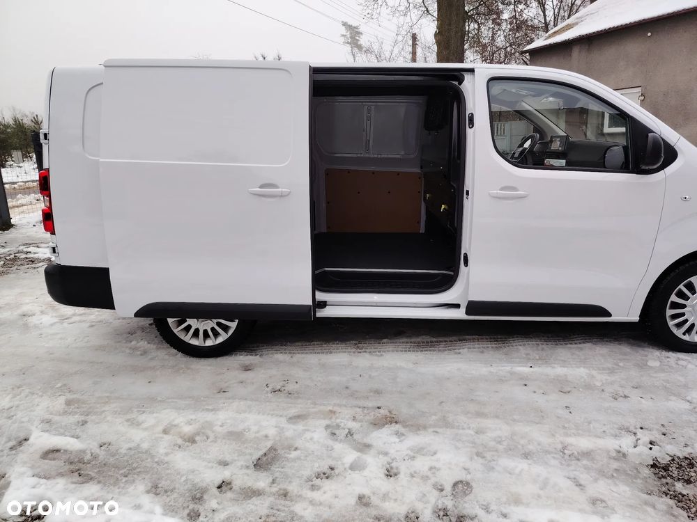 Toyota PROACE - 13