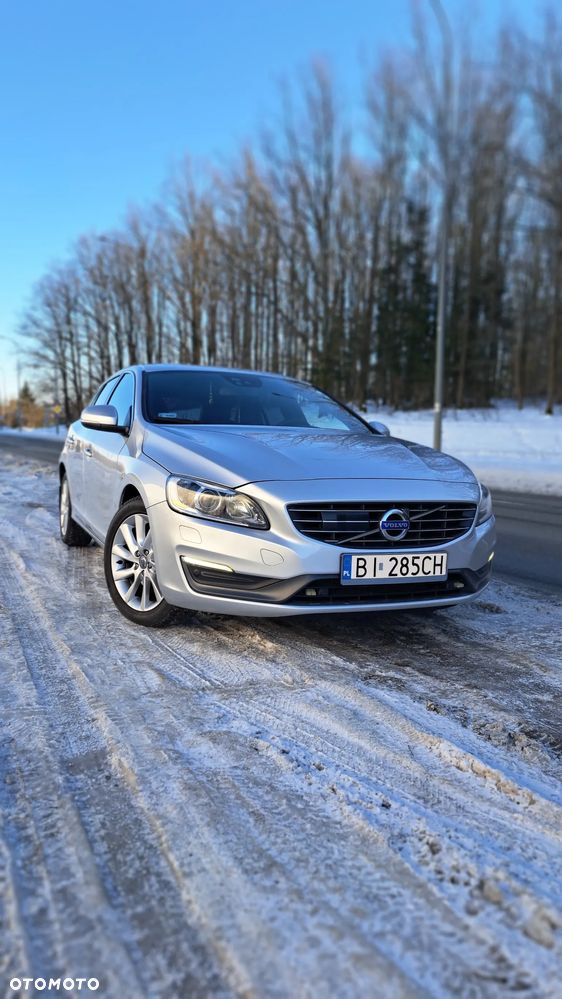 Volvo V60 D4 - 2