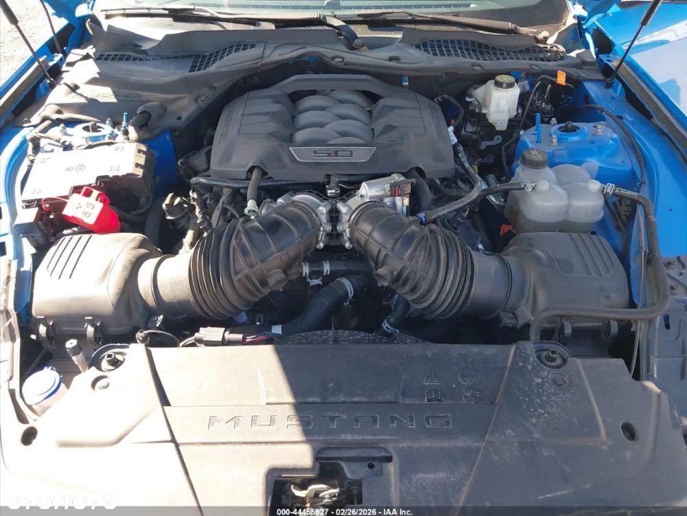 Ford Mustang - 13