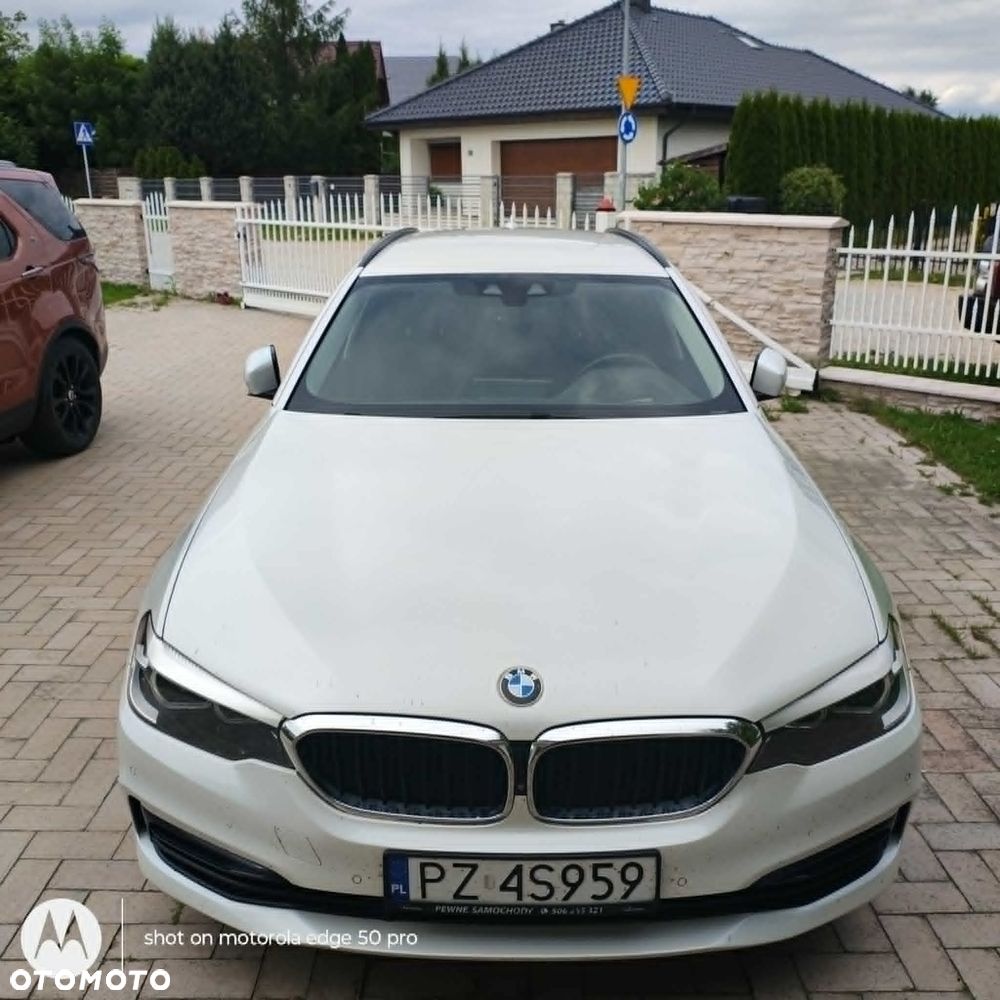 BMW Seria 5 518d Sport Line - 1