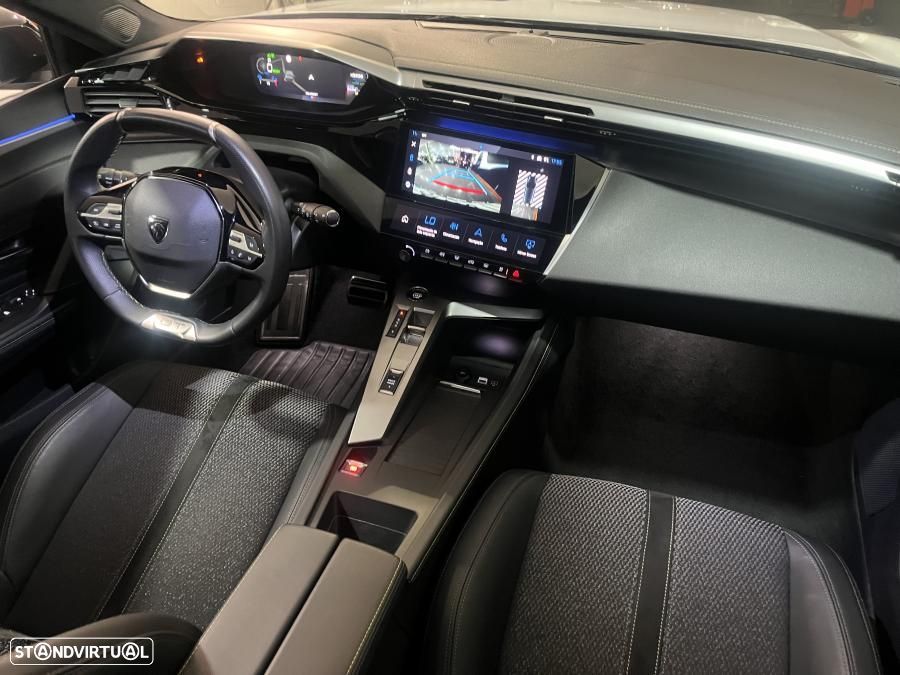 Peugeot 308 1.6 Hybrid GT e-EAT8 - 25