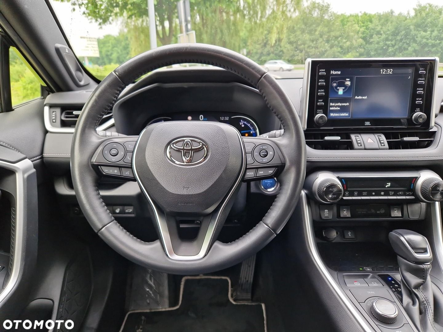 Toyota RAV4 2.5 Hybrid Black Edition by JBL 4x4 - 12
