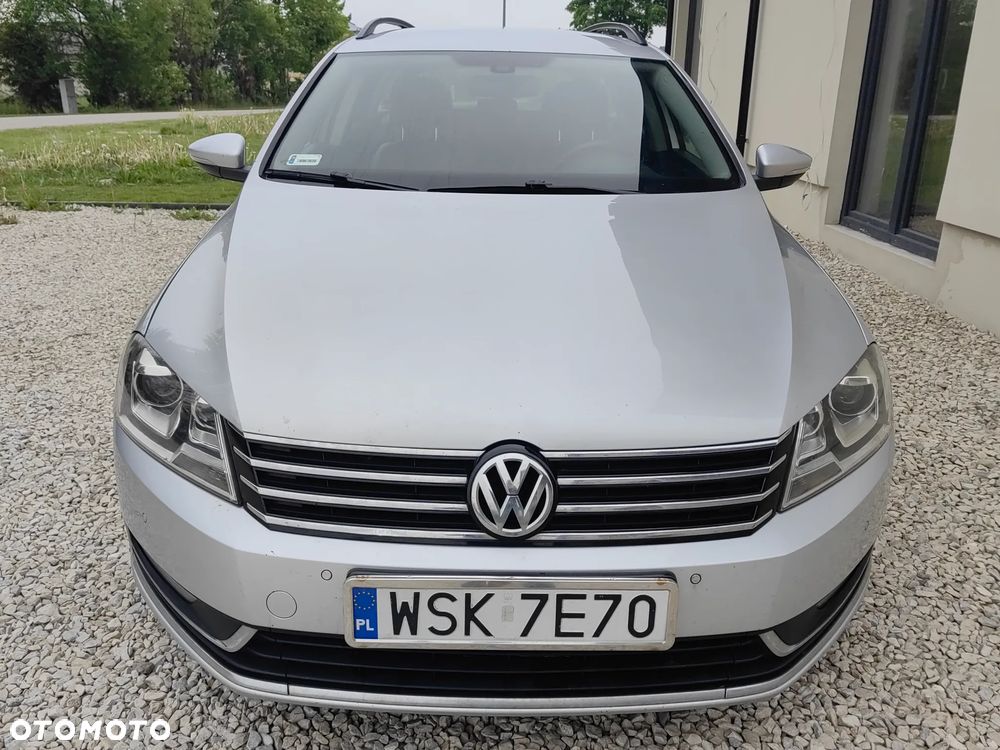 Volkswagen Passat 2.0 TDI Highline R-Style - 18