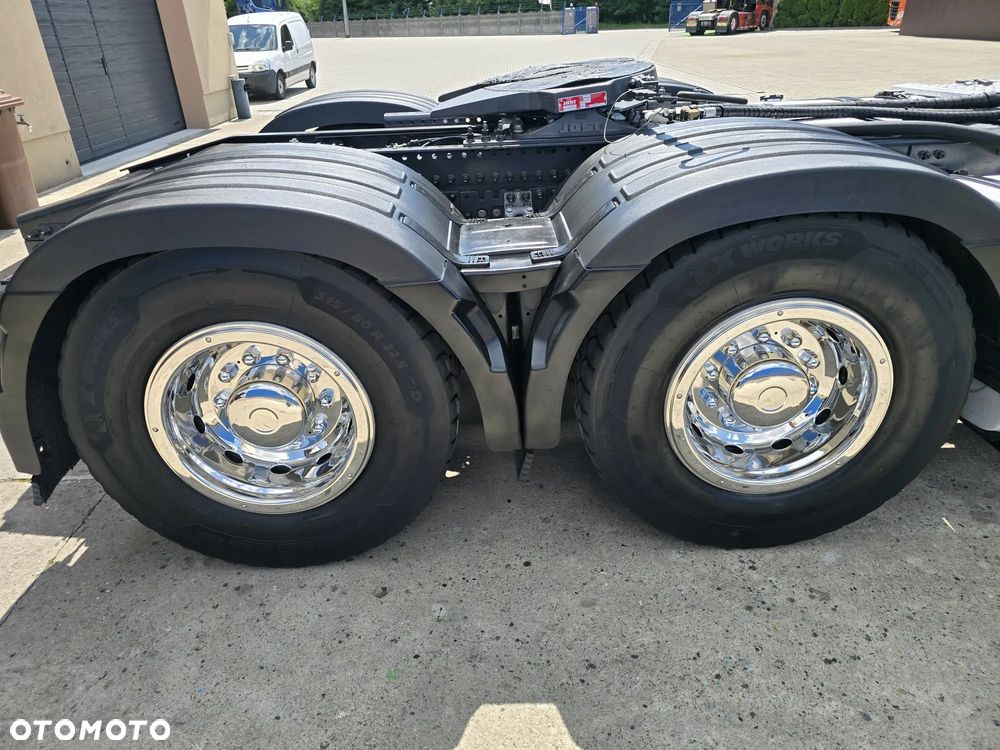 Volvo FH 540 6x4 - 23