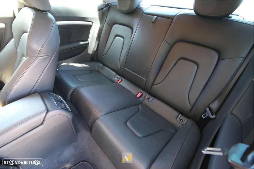 Audi A5 2.0 TDI Business Line S-line - 11