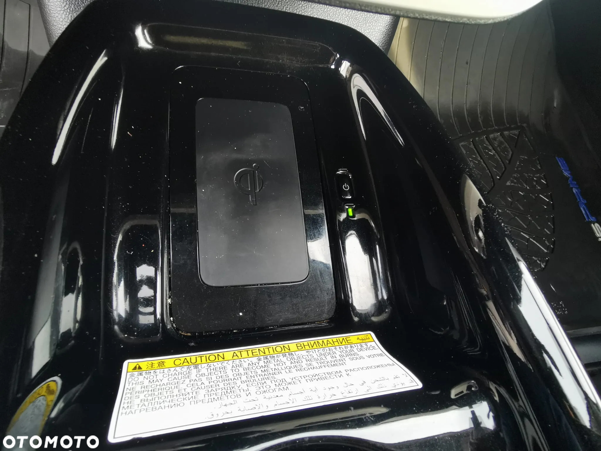 Toyota Prius Plug-in (Hybrid) Comfort - 32
