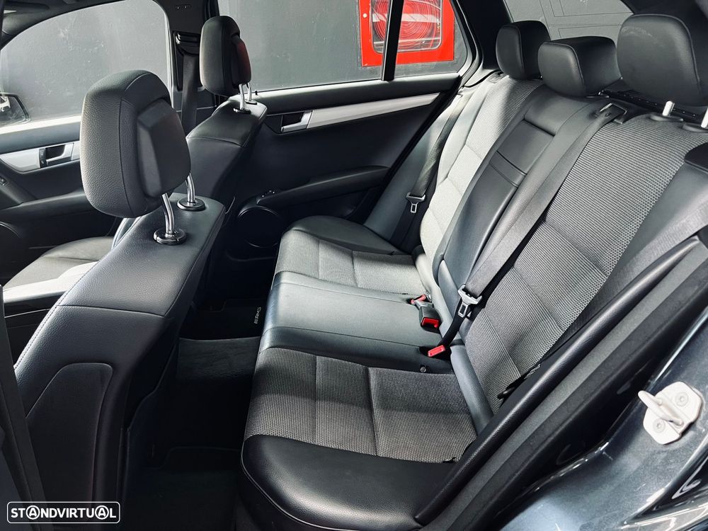 Mercedes-Benz C 220 d AMG Line - 26