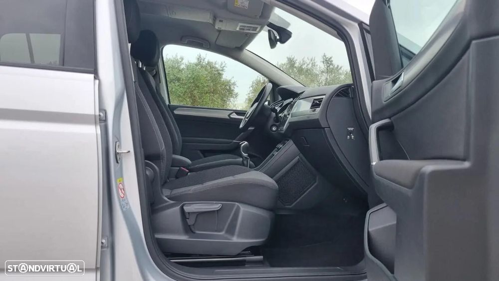 VW Touran 1.5 TSI Confortline - 23