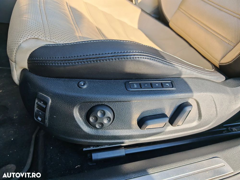 Volkswagen Passat CC 3.6 V6 4Motion DSG - 9