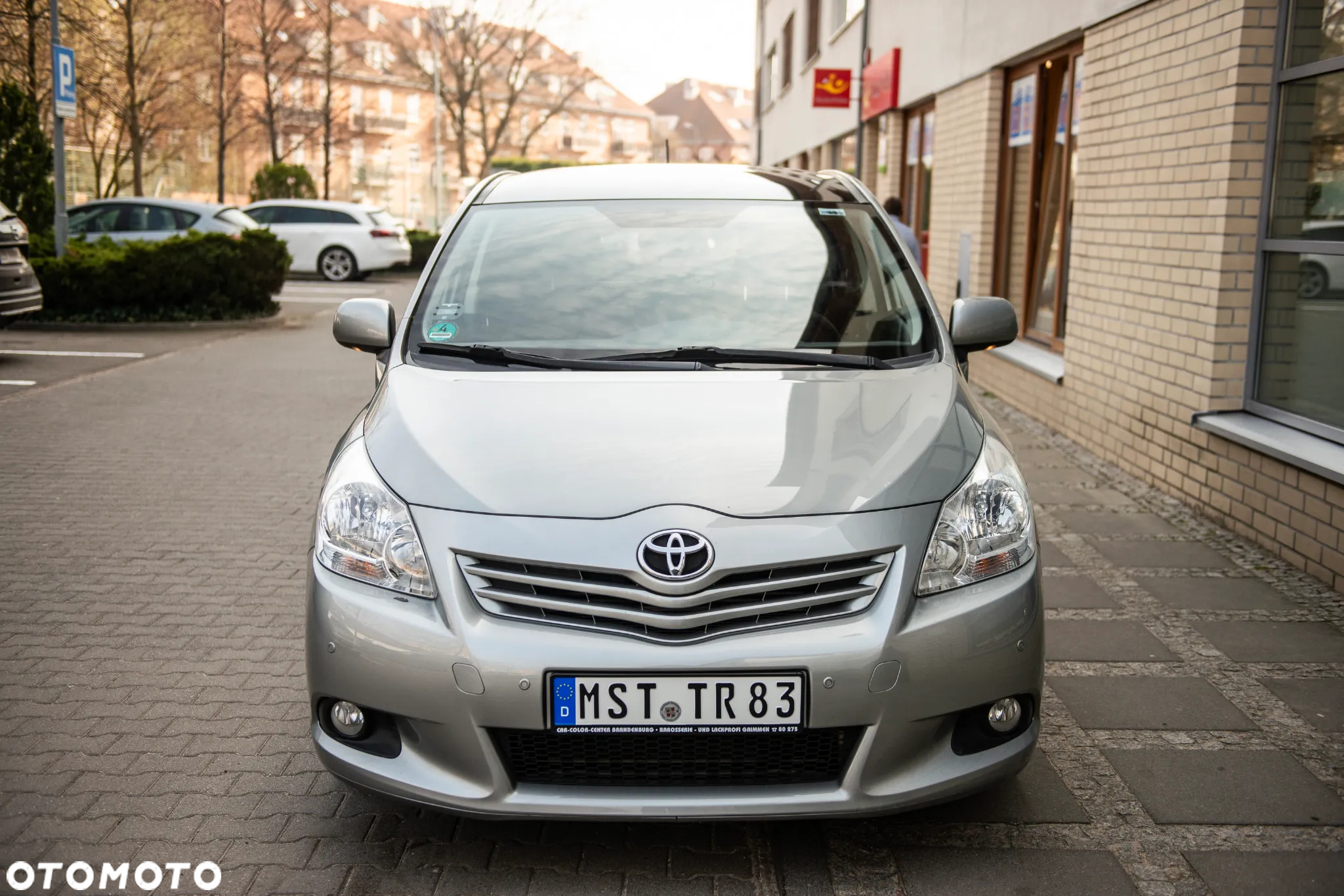 Toyota Verso 2.0 D-4D Premium - 10