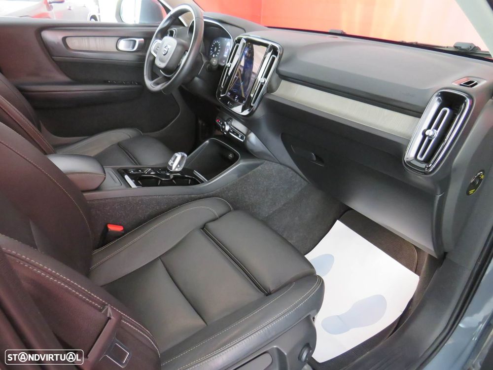 Volvo XC 40 1.5 T2 Inscription Geartronic - 27