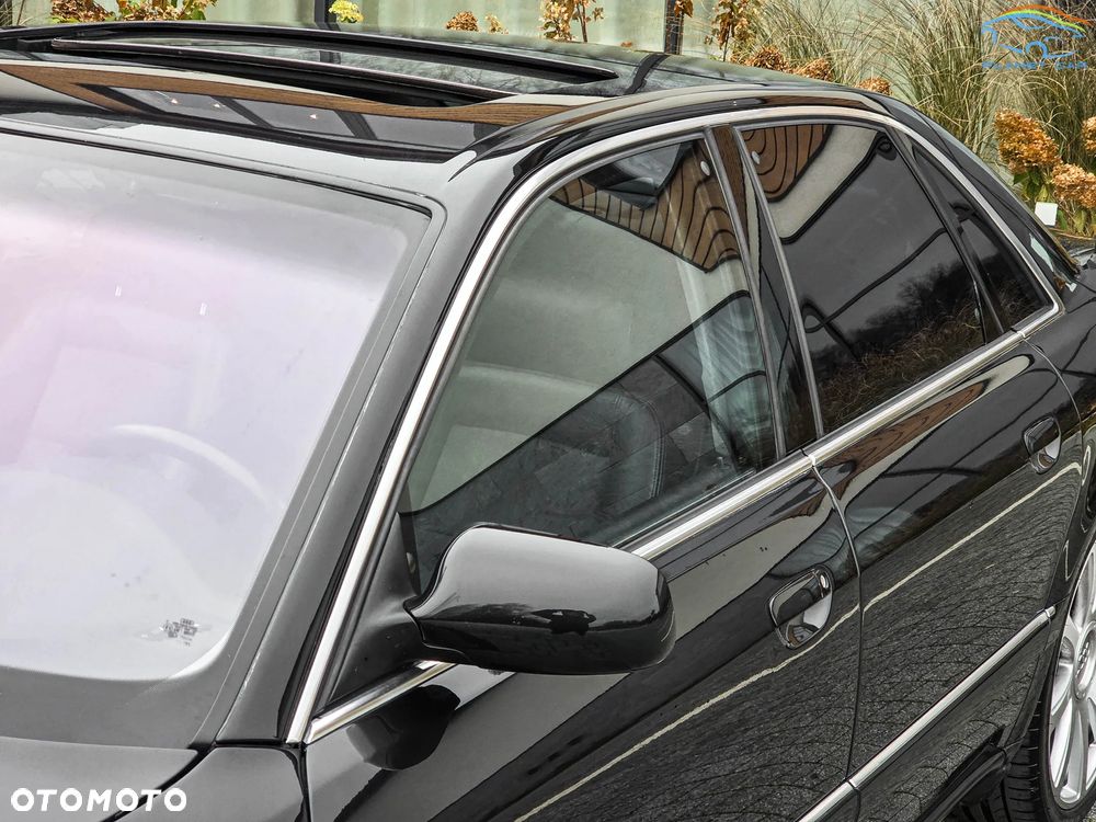 Audi A8 W12 quattro - 6