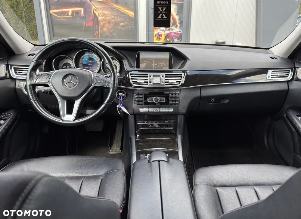 Mercedes-Benz Klasa E 250 BlueTEC 4Matic 7G-TRONIC Avantgarde - 24