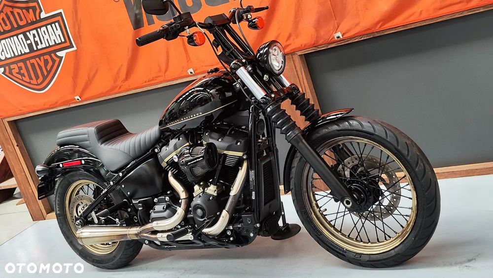 Harley-Davidson Softail Street Bob - 8