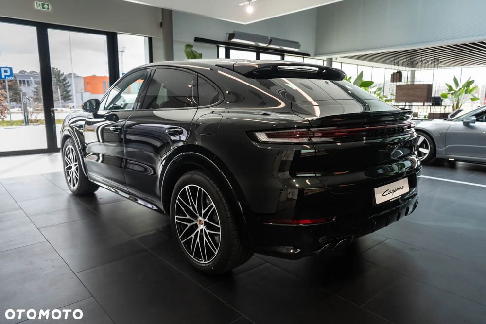 Porsche Cayenne S E-Hybrid PHEV Black Edition - 2