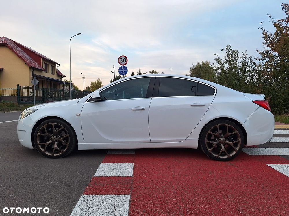 Opel Insignia - 13