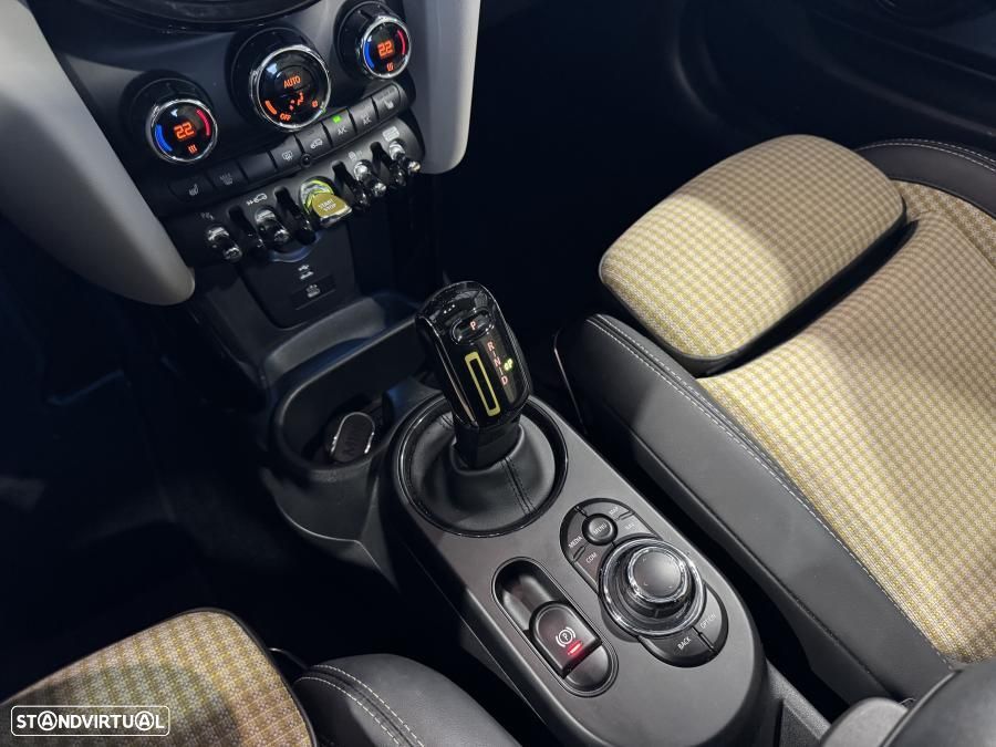 MINI 3 Portas Cooper SE Premium P. Classic - 17
