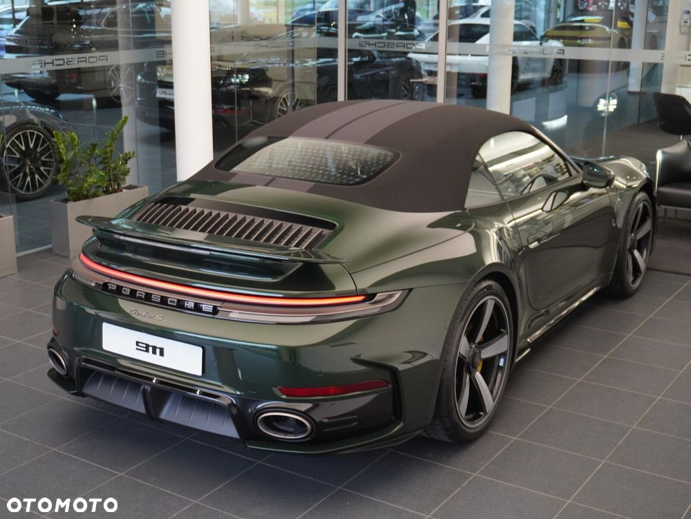 Porsche 911 Turbo S - 17