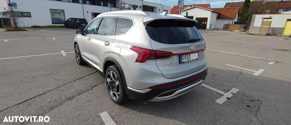 Hyundai Santa Fe 2.2 CRDi 2WD SEVEN Prime - 4