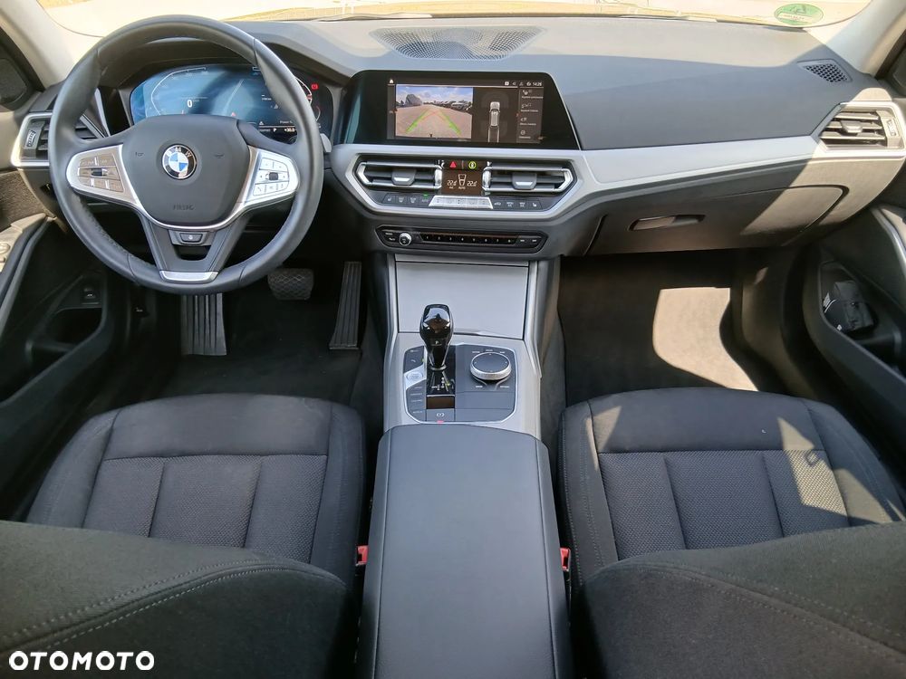 BMW Seria 3 320d xDrive MHEV Advantage sport - 17