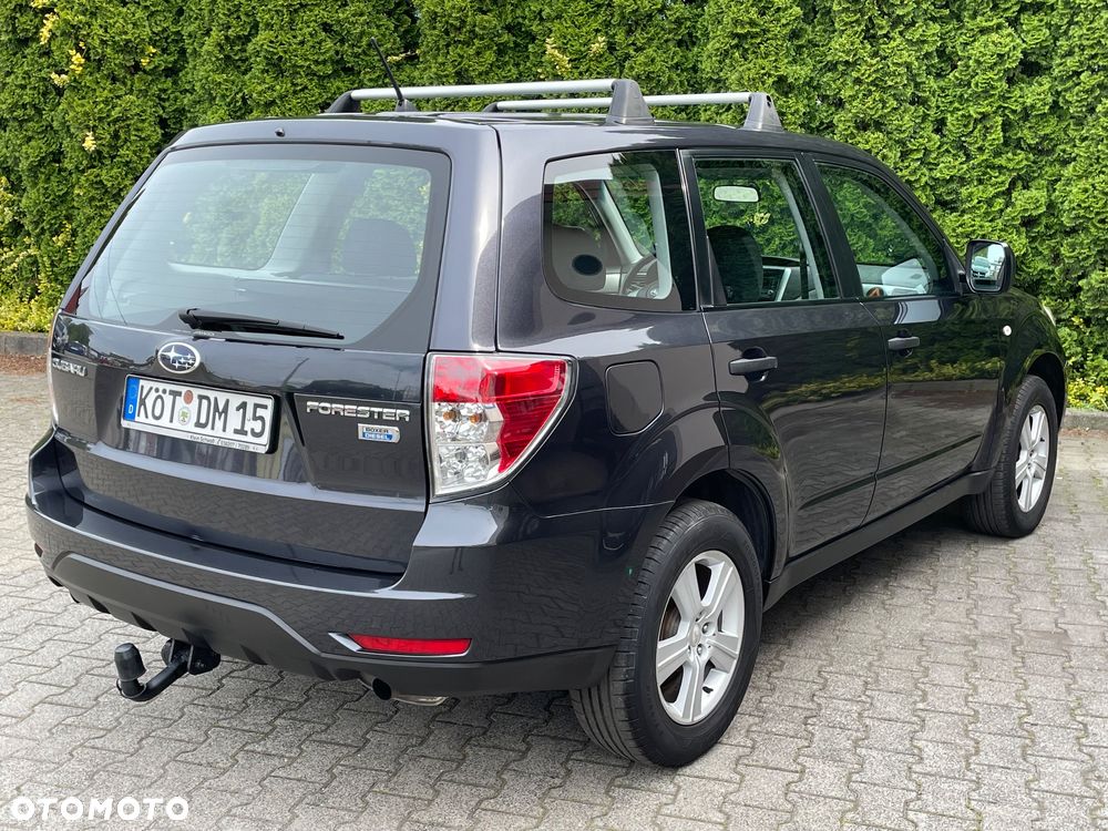 Subaru Forester 2.0D Active - 13