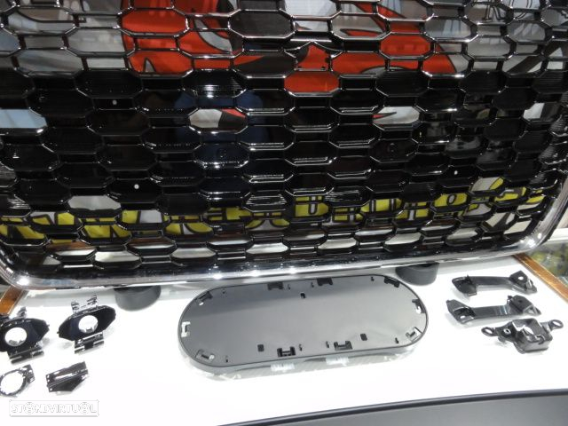 Grelha frontal AUDI A4/S4 B9 15-19 RS4 look  cromado e preto brilhante com suporte para símbolo - 14