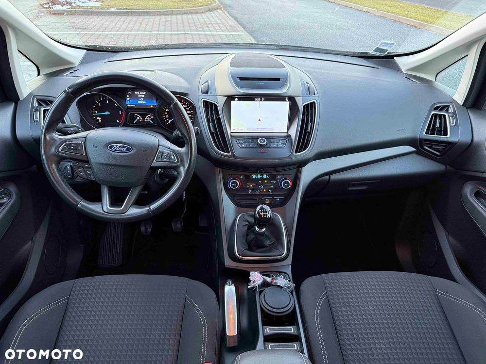 Ford Grand C-MAX - 16