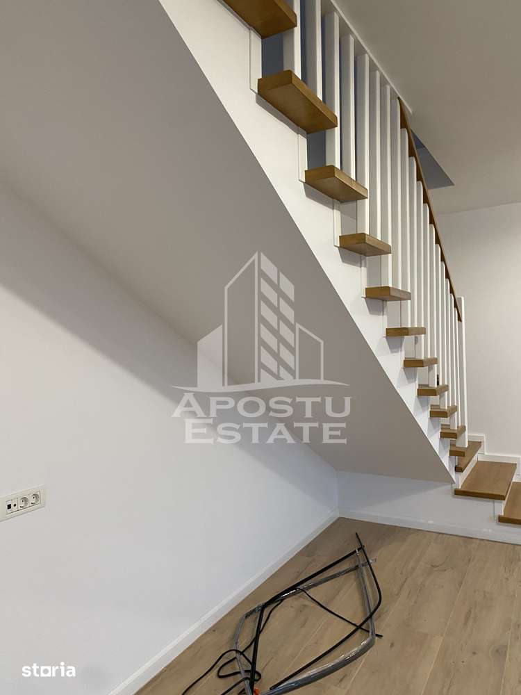 Duplex cu finisari de lux in cartier rezidential Remetea Mare,Bucovat - Imagine principală: 3/18