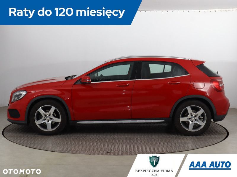 Mercedes-Benz GLA - 3