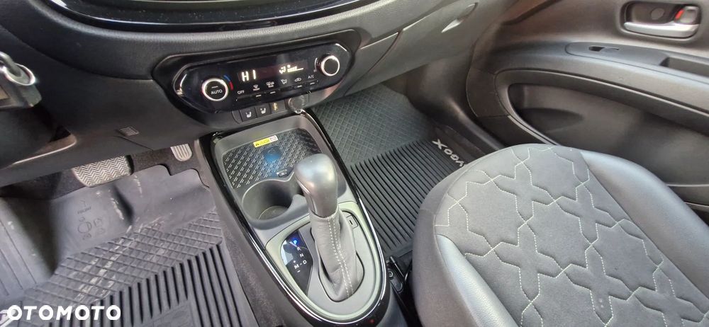 Toyota Aygo X 1.0 VVT-i Executive CVT - 25