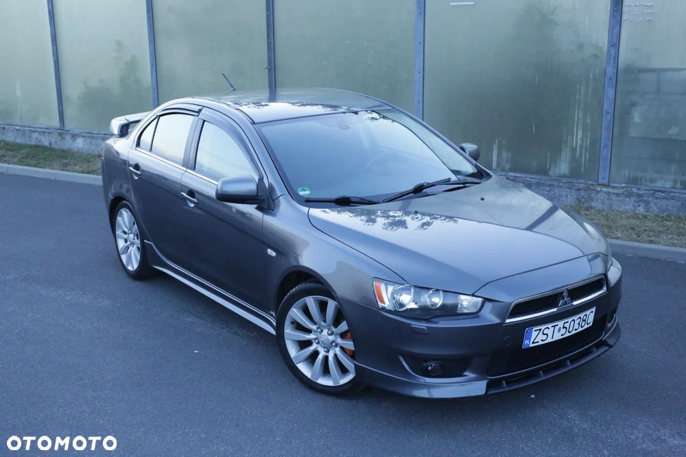 Mitsubishi Lancer 1.8 Intense - 9