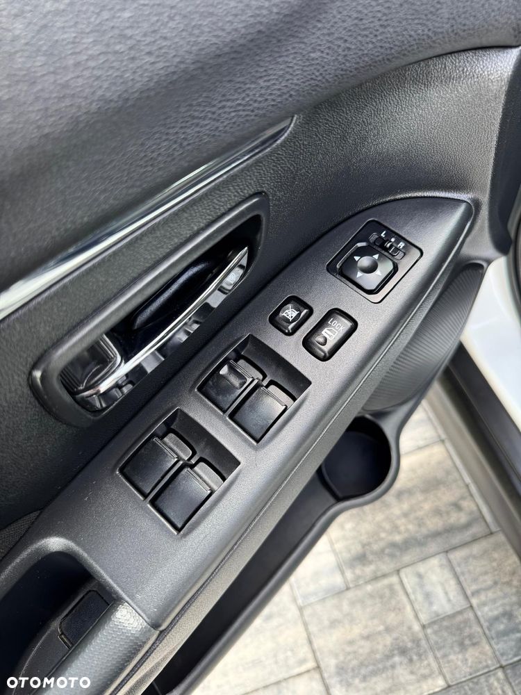 Mitsubishi ASX 1.8 DID Invite 4WD AS&G - 20