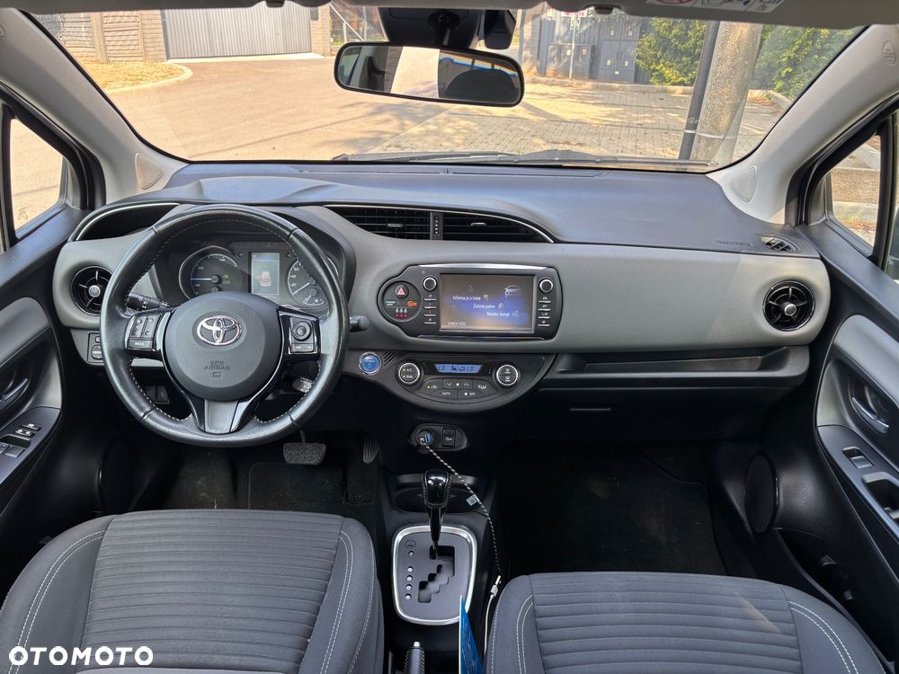 Toyota Yaris 1.5 VVT-i - 12