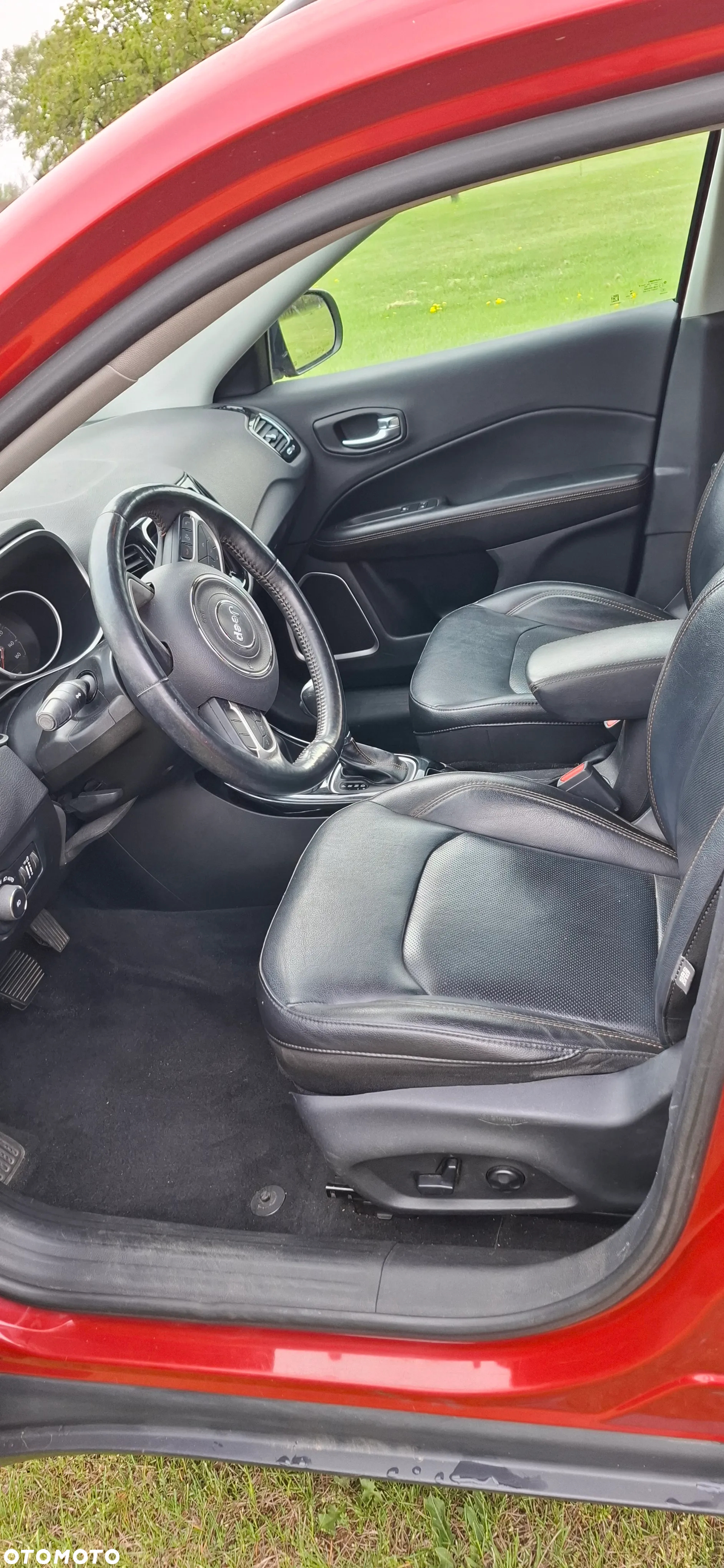 Jeep Compass - 8