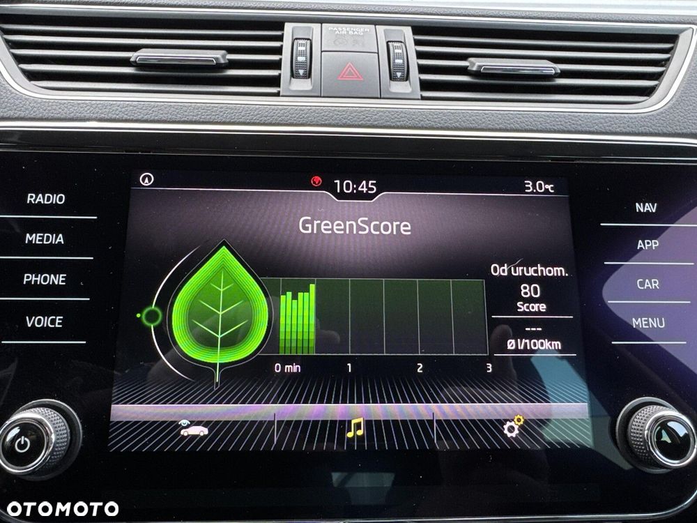 Skoda Superb 1.5 TSI Ambition DSG - 30