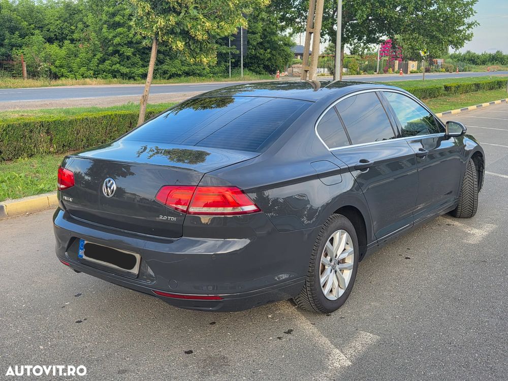 Volkswagen Passat 2.0 TDI DSG Comfortline - 8