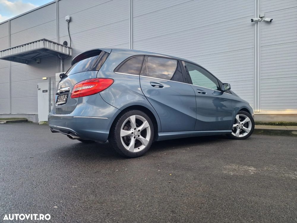 Mercedes-Benz B 180 CDI BlueEfficiency 7G-DCT - 26