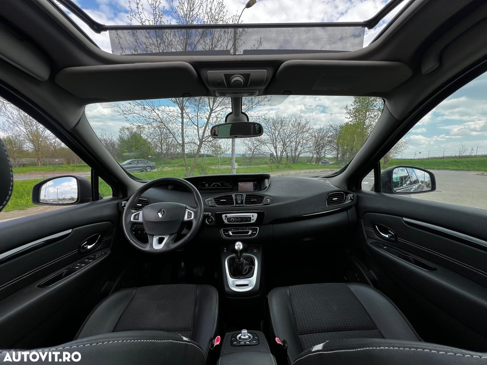 Renault Grand Scenic dCi 130 FAP Start & Stop Bose Edition - 5
