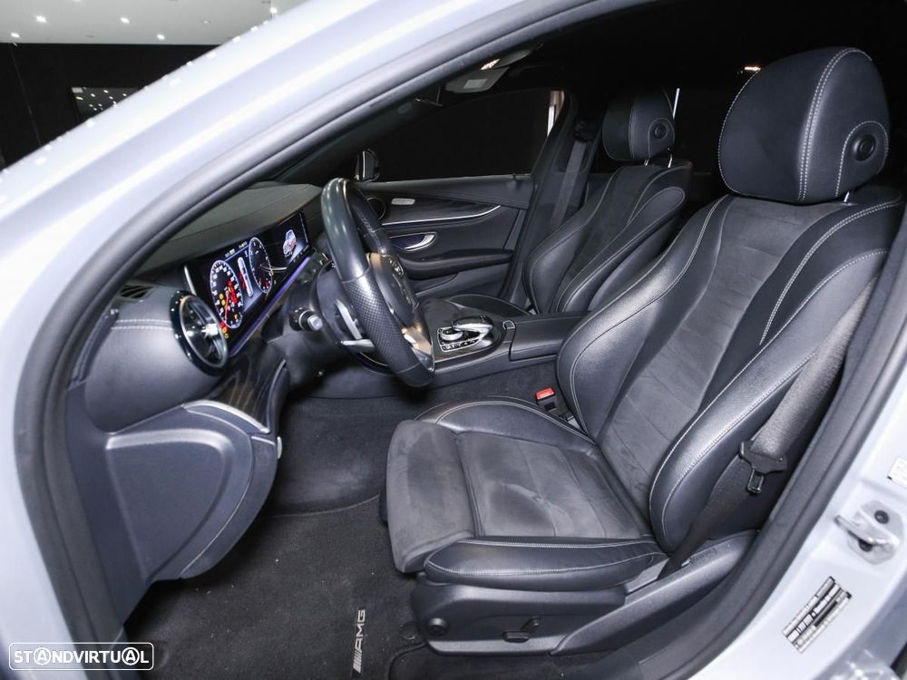 Mercedes-Benz E 300 de AMG Line - 7