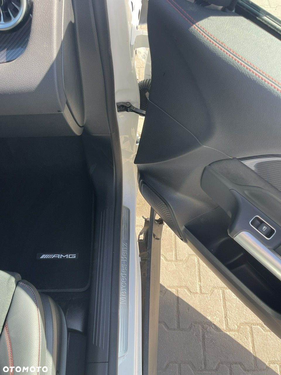 Mercedes-Benz GLA 200 d 4-Matic AMG Line - 4